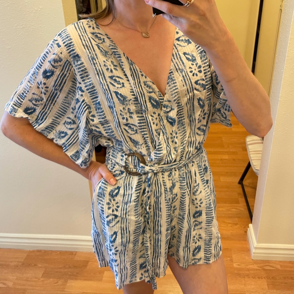 Free People White w Blue Print Romper size XS